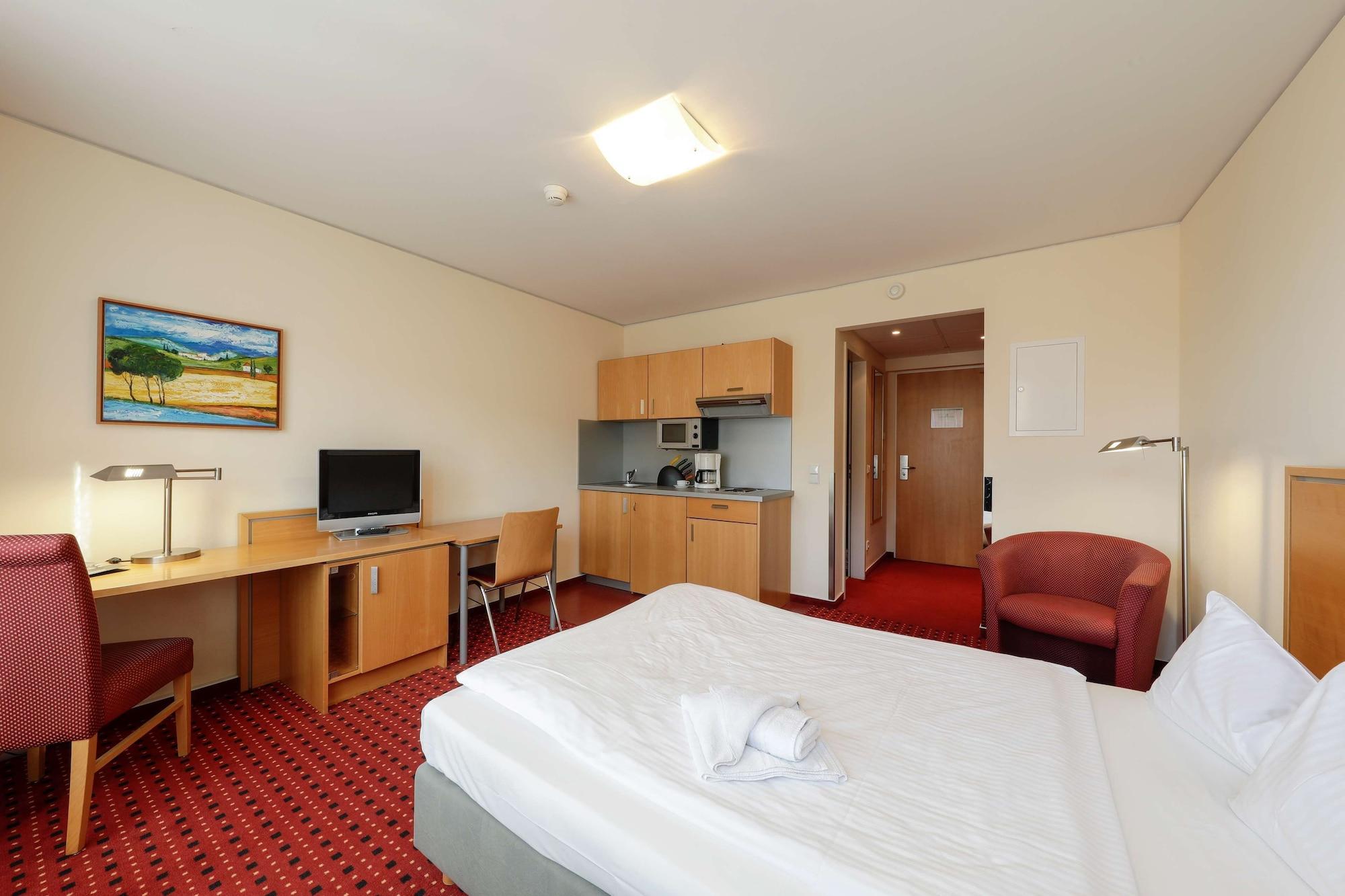 Airporthotel Berlin-Adlershof ภายนอก รูปภาพ