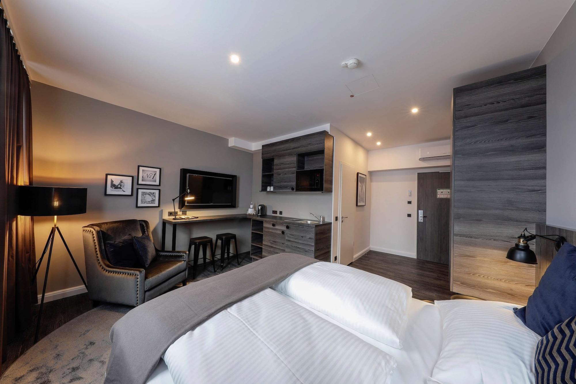 Airporthotel Berlin-Adlershof ภายนอก รูปภาพ