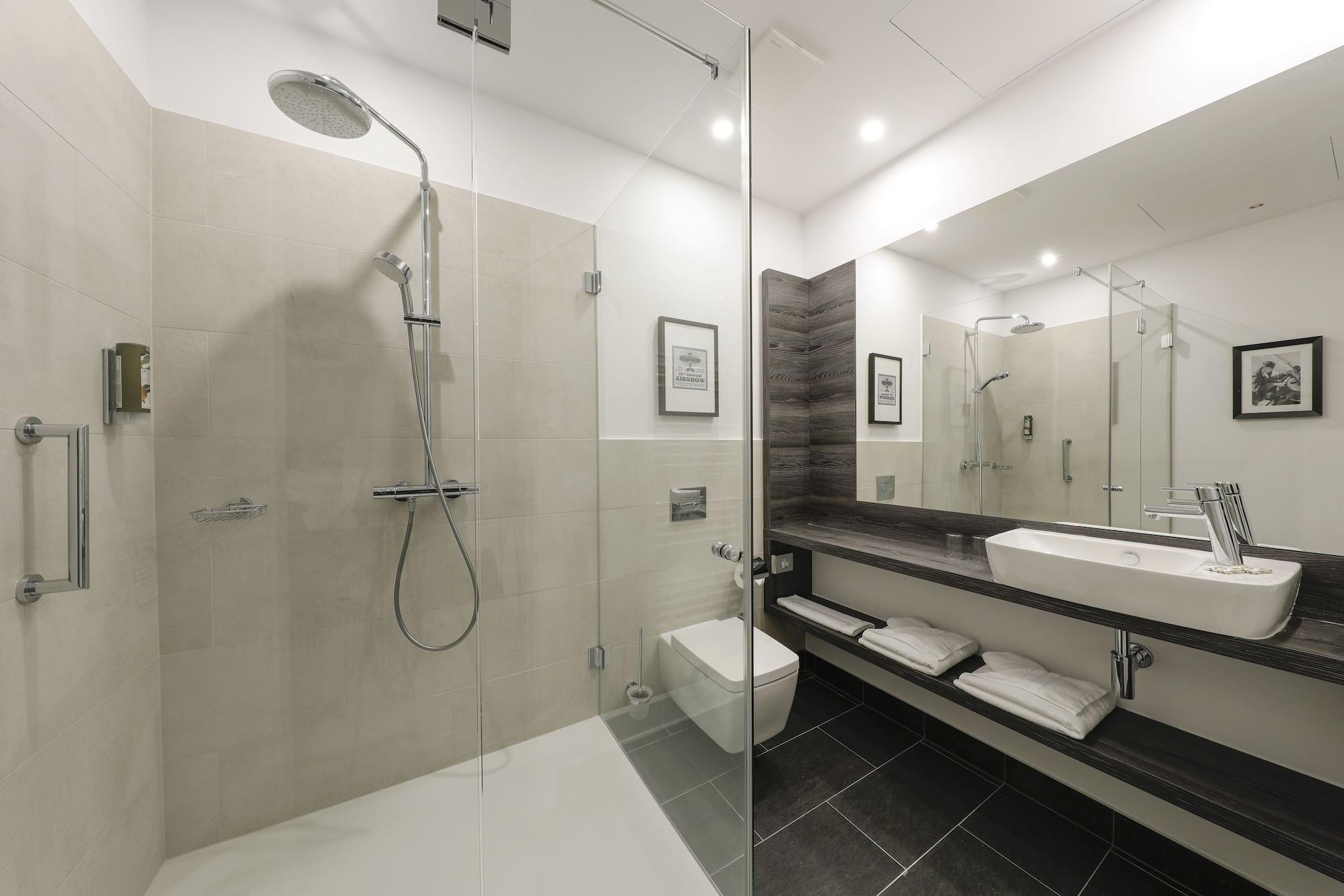 Airporthotel Berlin-Adlershof ภายนอก รูปภาพ