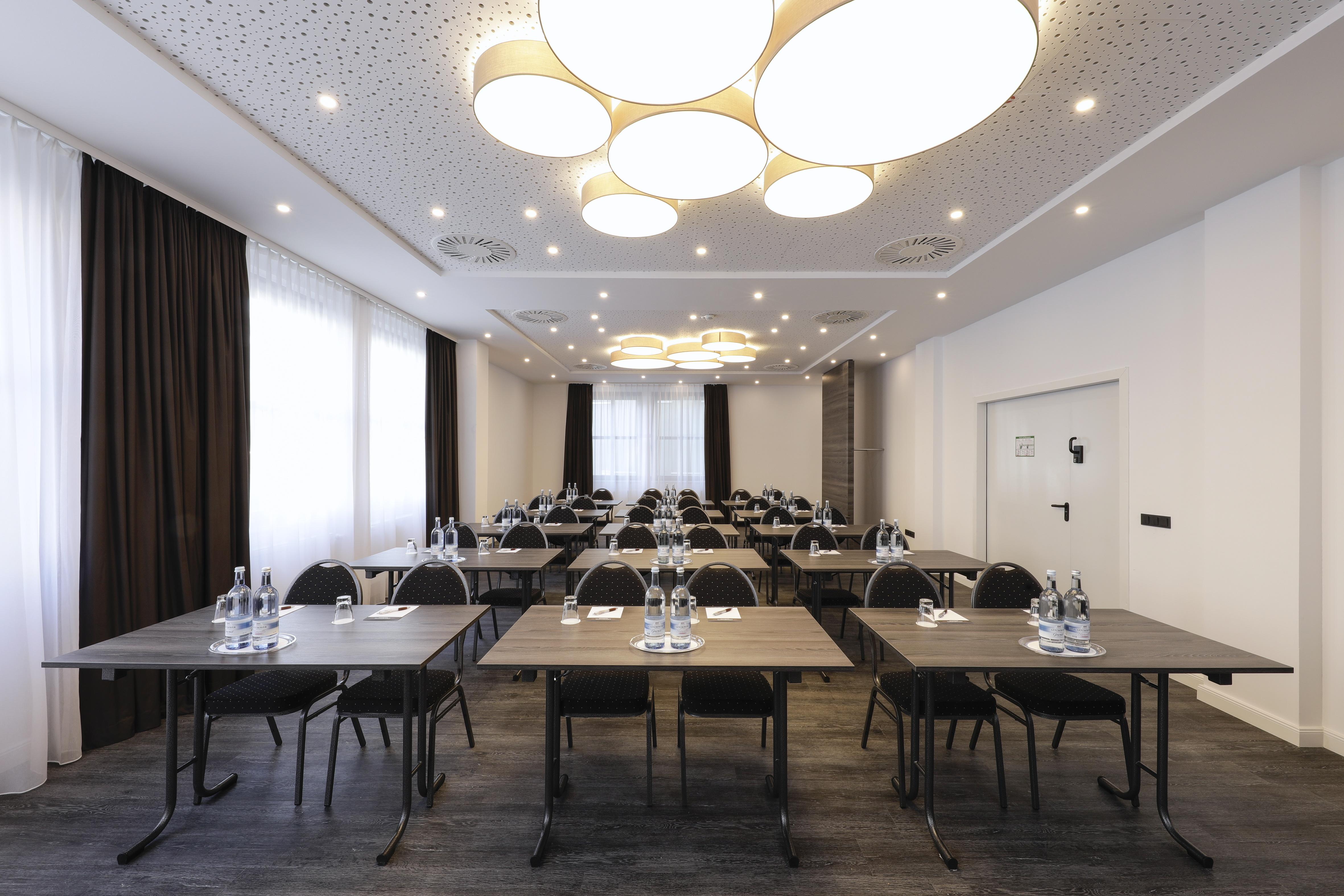 Airporthotel Berlin-Adlershof ภายนอก รูปภาพ