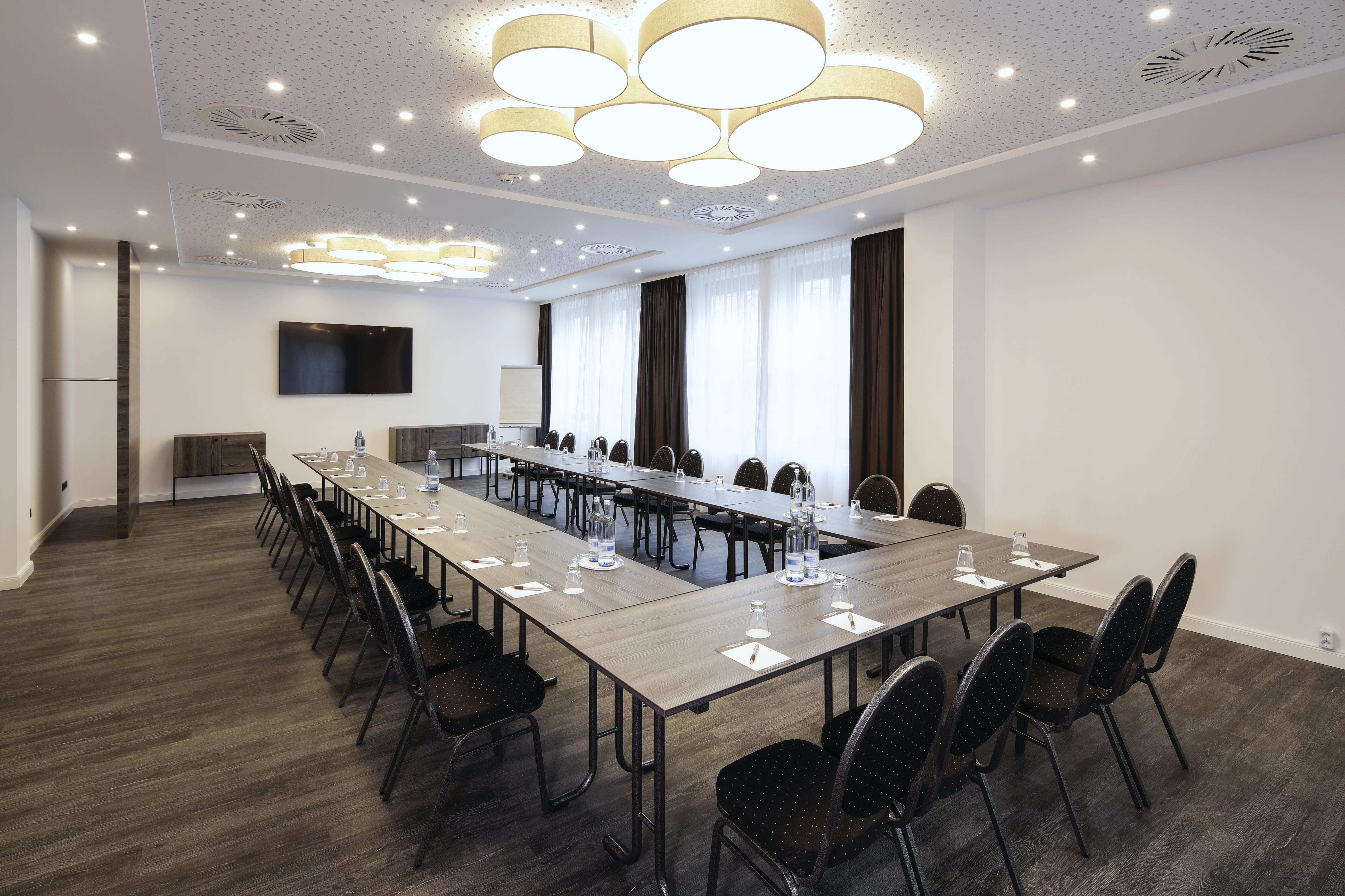 Airporthotel Berlin-Adlershof ภายนอก รูปภาพ