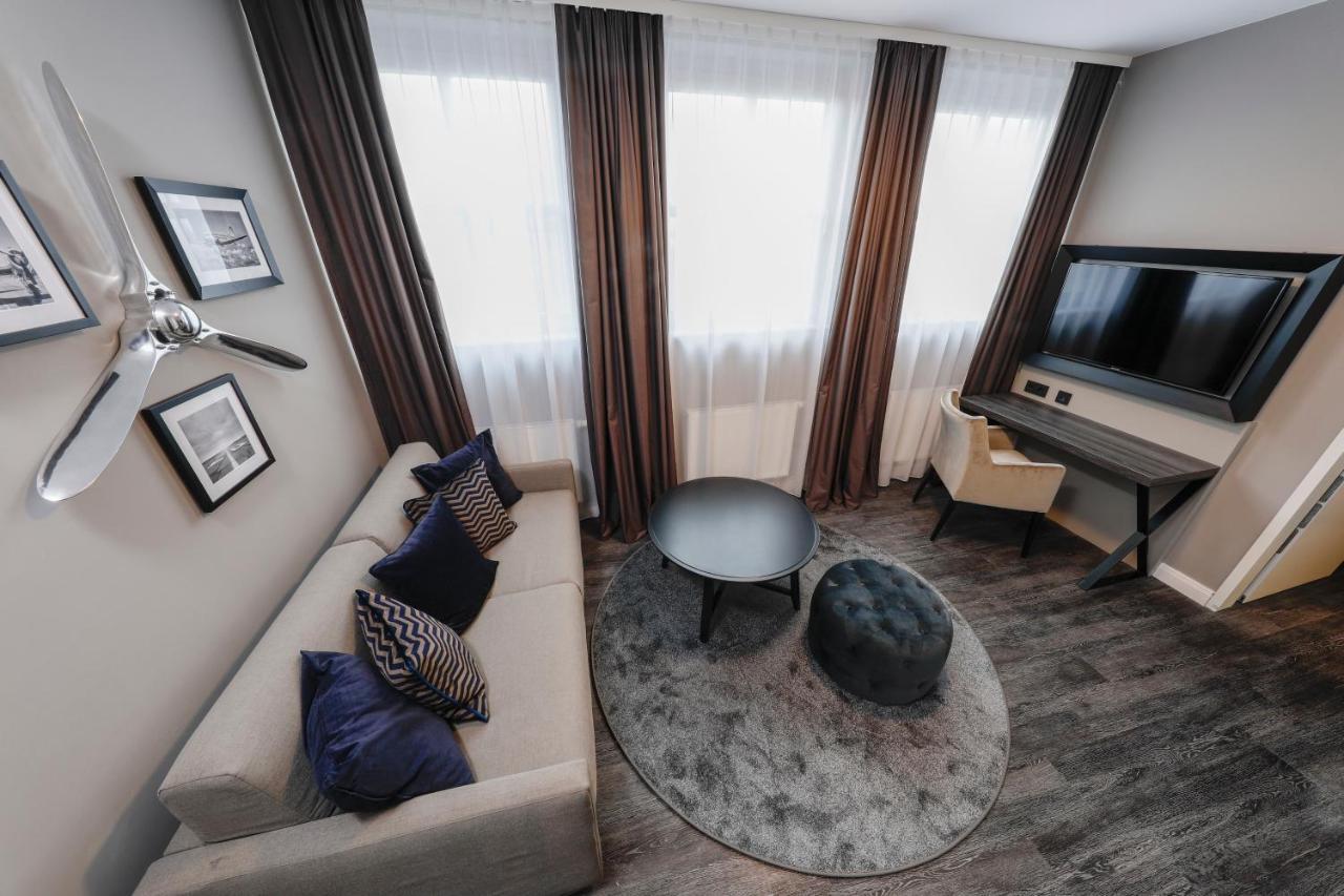 Airporthotel Berlin-Adlershof ภายนอก รูปภาพ