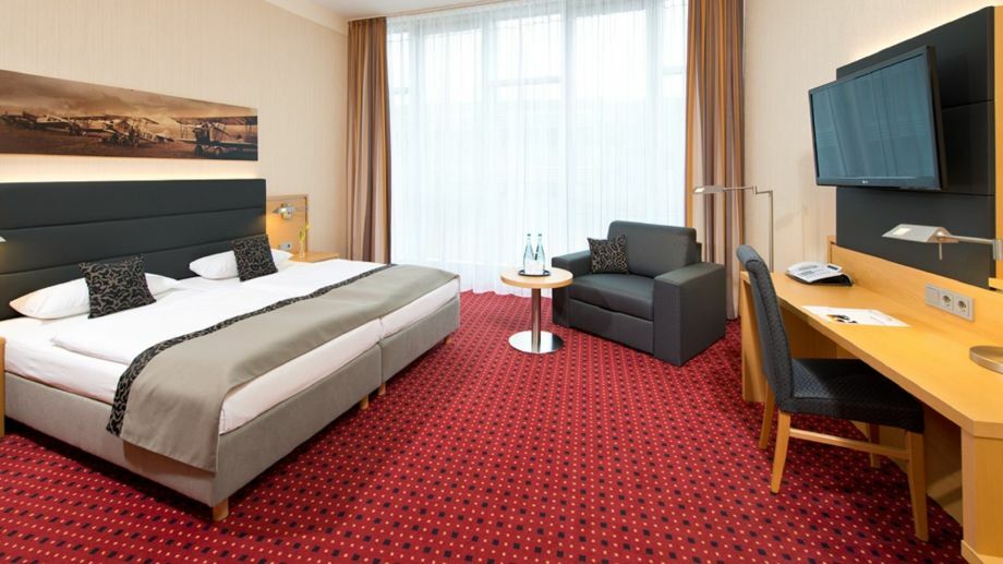 Airporthotel Berlin-Adlershof ภายนอก รูปภาพ